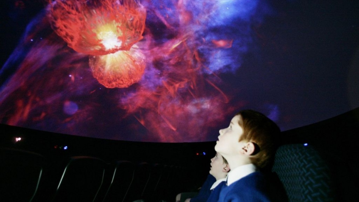 Школьников приглашают посетить казанский мобильный планетарий «Звездочет»