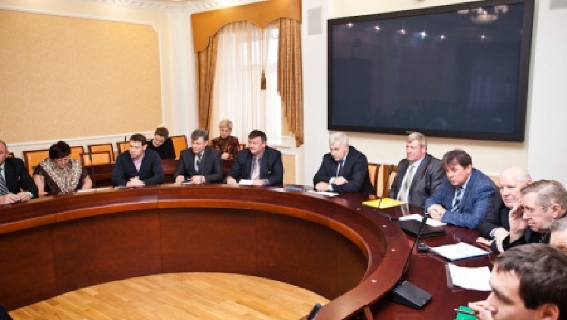 В Правительстве обсуждают вопросы погашения долгов учреждений в Пенсионный фонд 