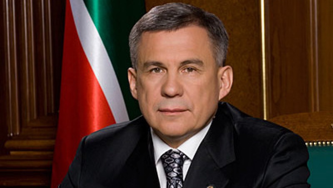 Рустам Минниханов поздравил татарстанцев с Новым годом