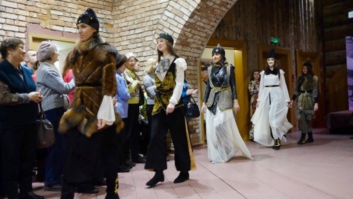Российские дизайнеры представят свои коллекции на закрытом показе мод в Казанском Кремле