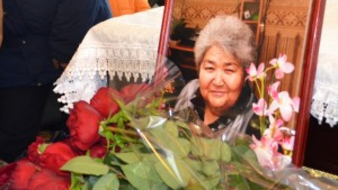 Оренбург простился с Валентиной Николаевной Тазекеновой