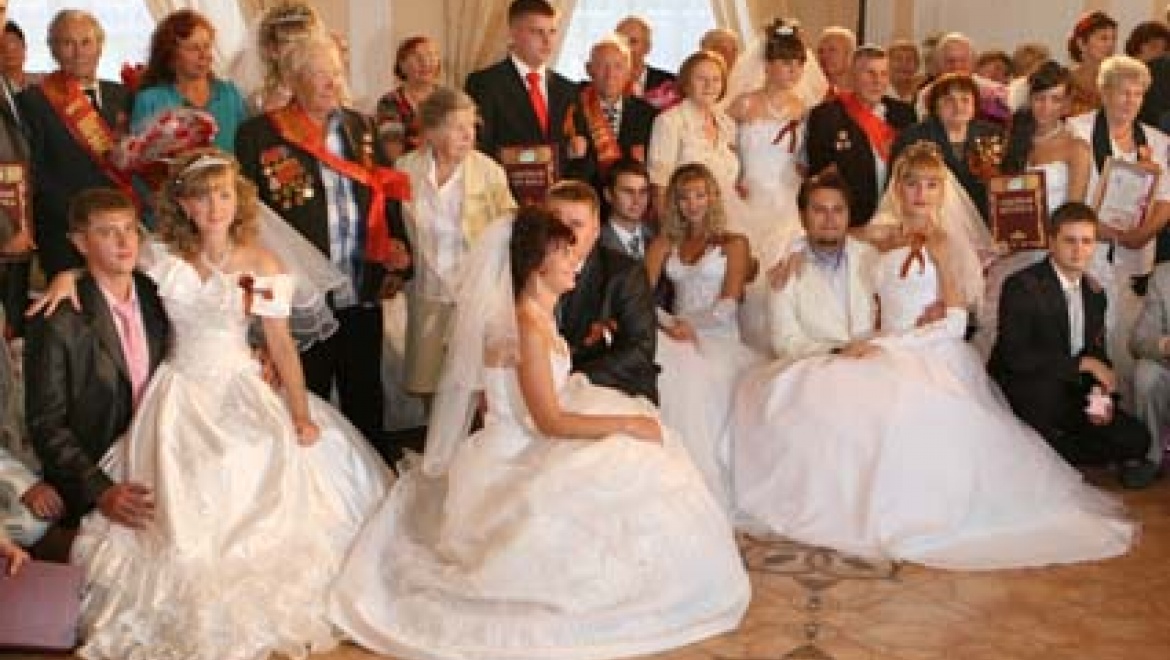 В Оренбурге зафиксирован свадебный бум