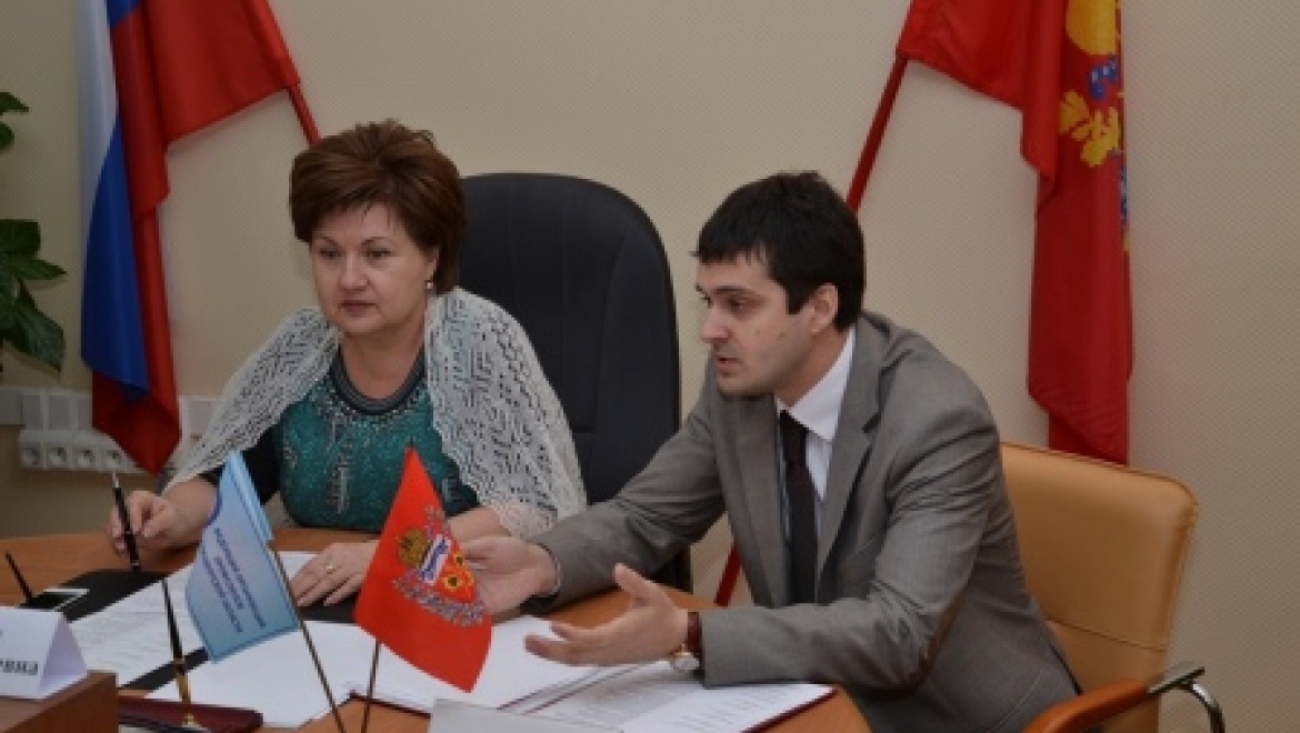 Министр Татьяна Самохина встретилась с профсоюзным активом области