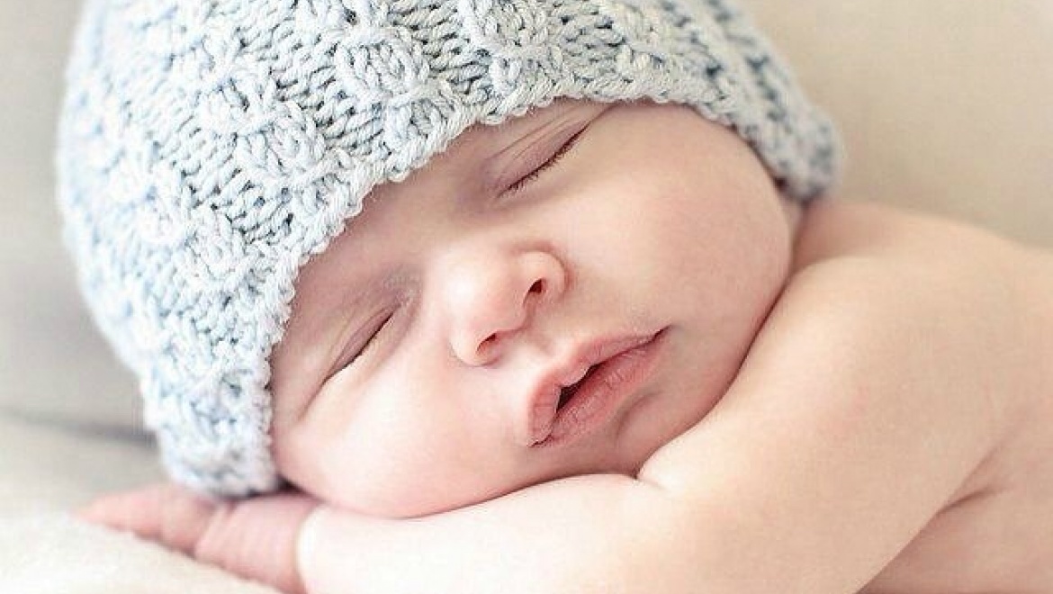 За неделю в отделах ЗАГС Казани зарегистрировано рождение 446 младенцев
