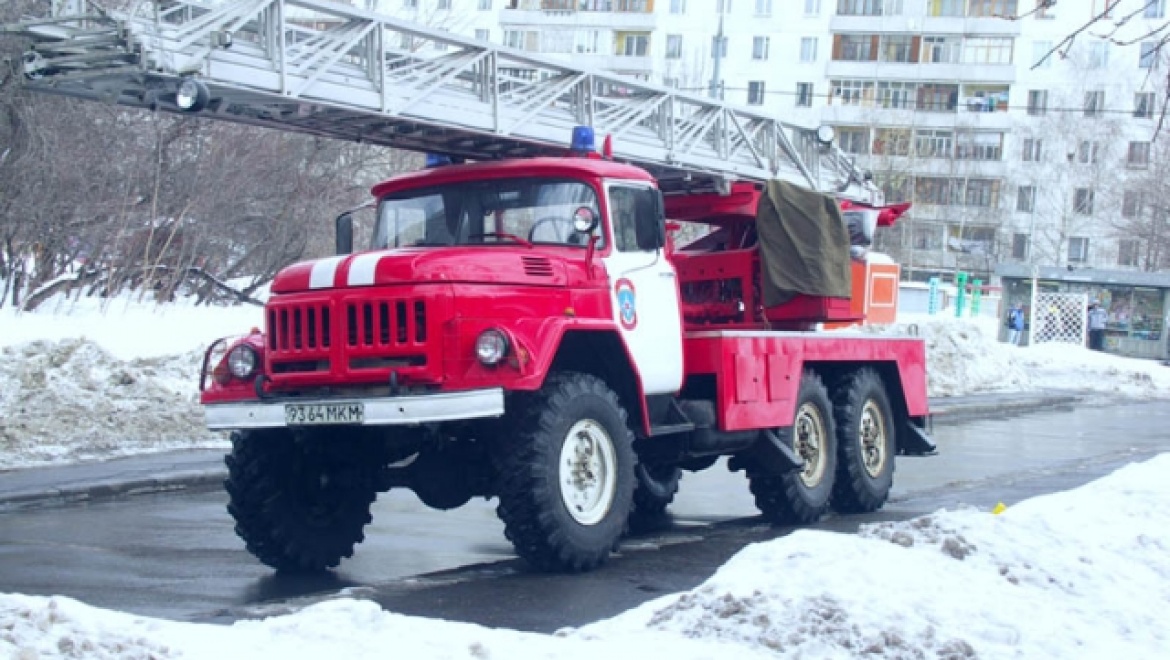 Казанским пожарным вручили ключи от новейшего мобильного комплекса