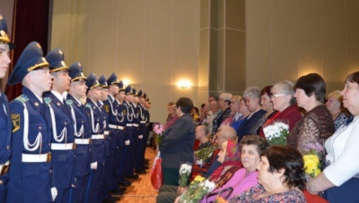 Помним! Гордимся! Чтим! В Оренбурге чествовали родственников погибших воинов-интернационалистов