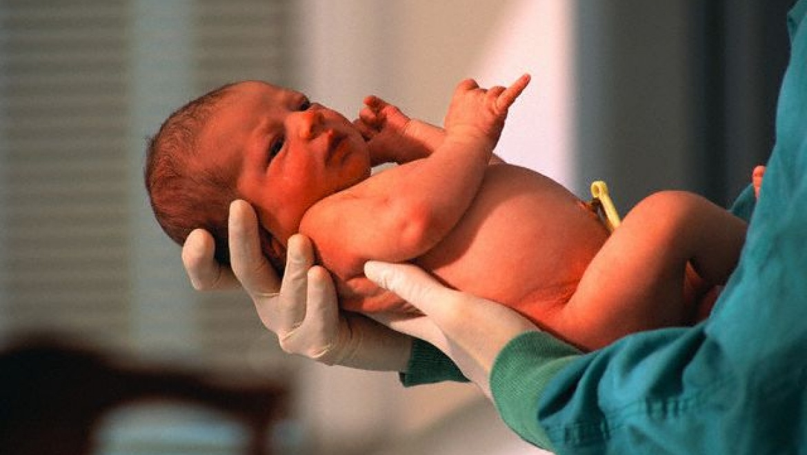 За неделю в отделах ЗАГС зарегистрировано рождение 469 младенцев