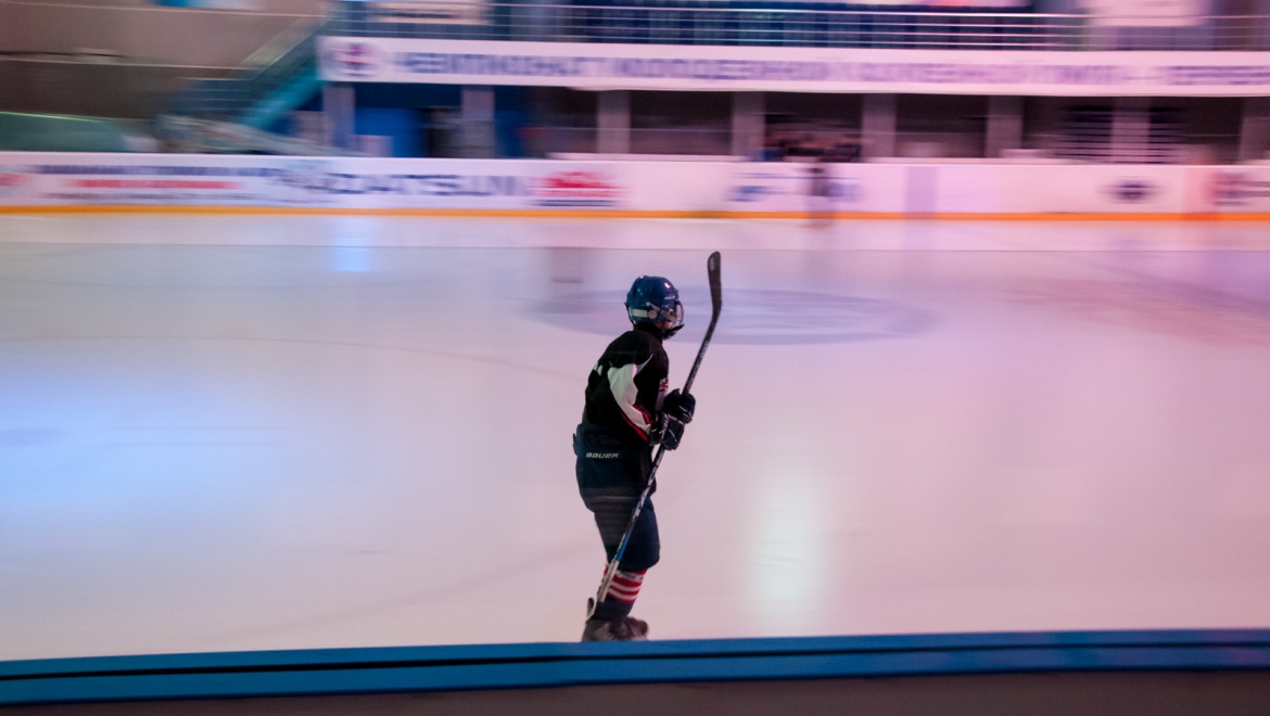 300 юных хоккеистов съехались в Оренбург на "Золотую шайбу"