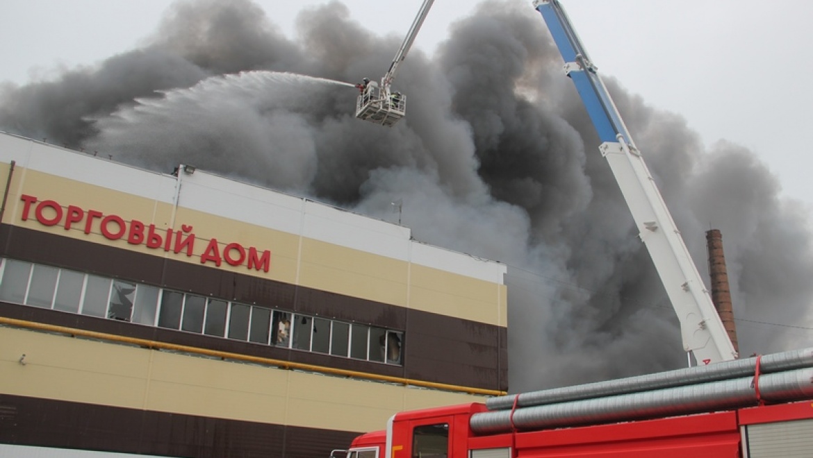 В Казани создан оперативный штаб по помощи пострадавшим в результате пожара в ТЦ «Адмирал»