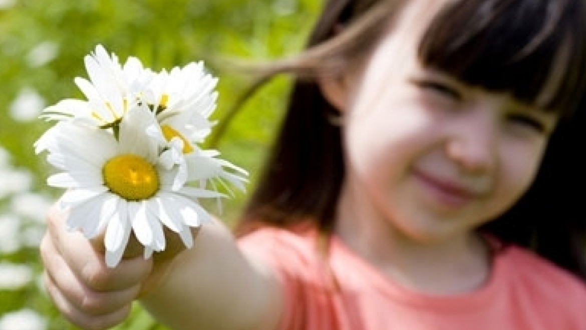 В приходах Казанской епархии пройдет благотворительная акция «Белый цветок»