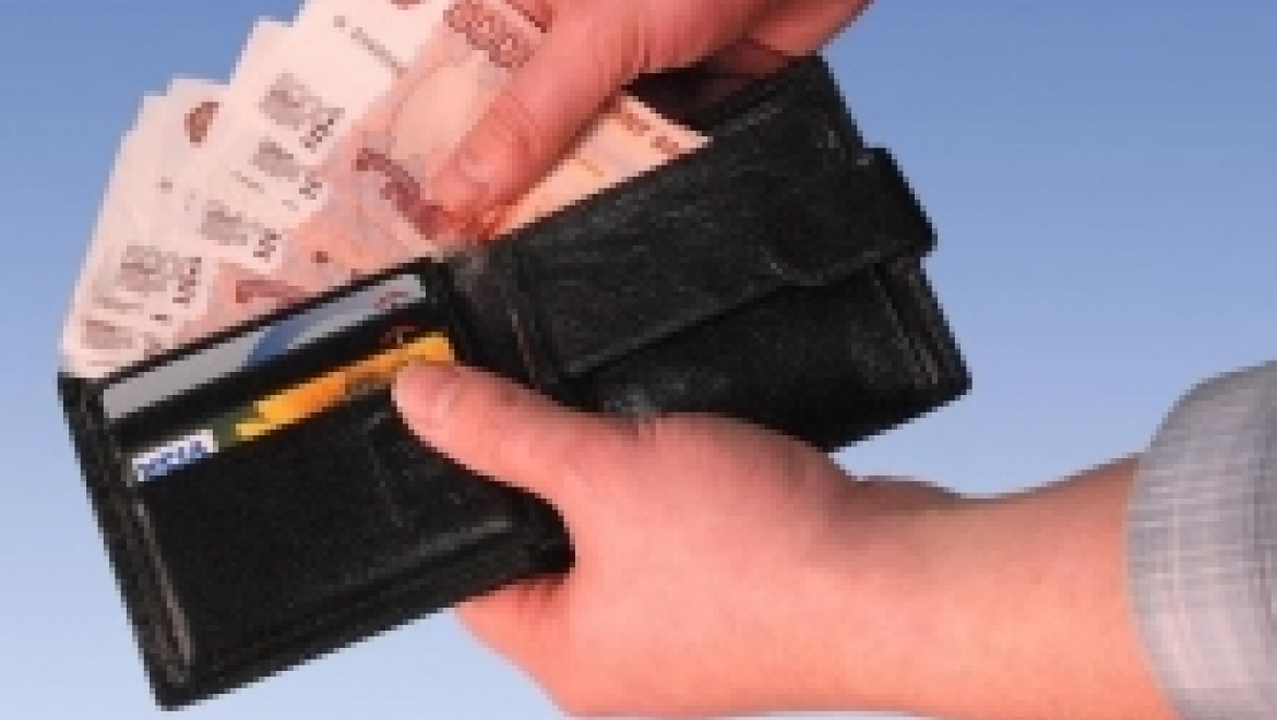 Директор фирмы погасил солидную сумму долга, чтобы не остаться без дорогостоящего автомобиля