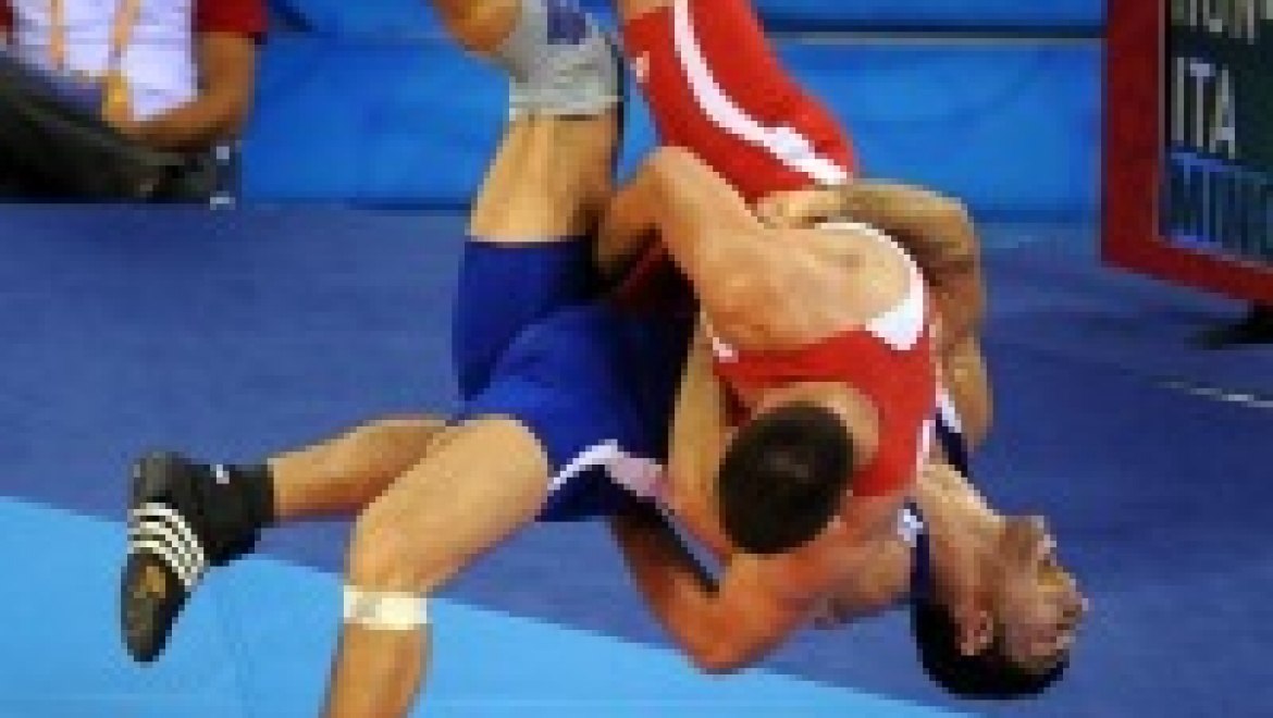 В Алматы состоится турнир по греко-римской борьбе на призы Даулета Турлыханова