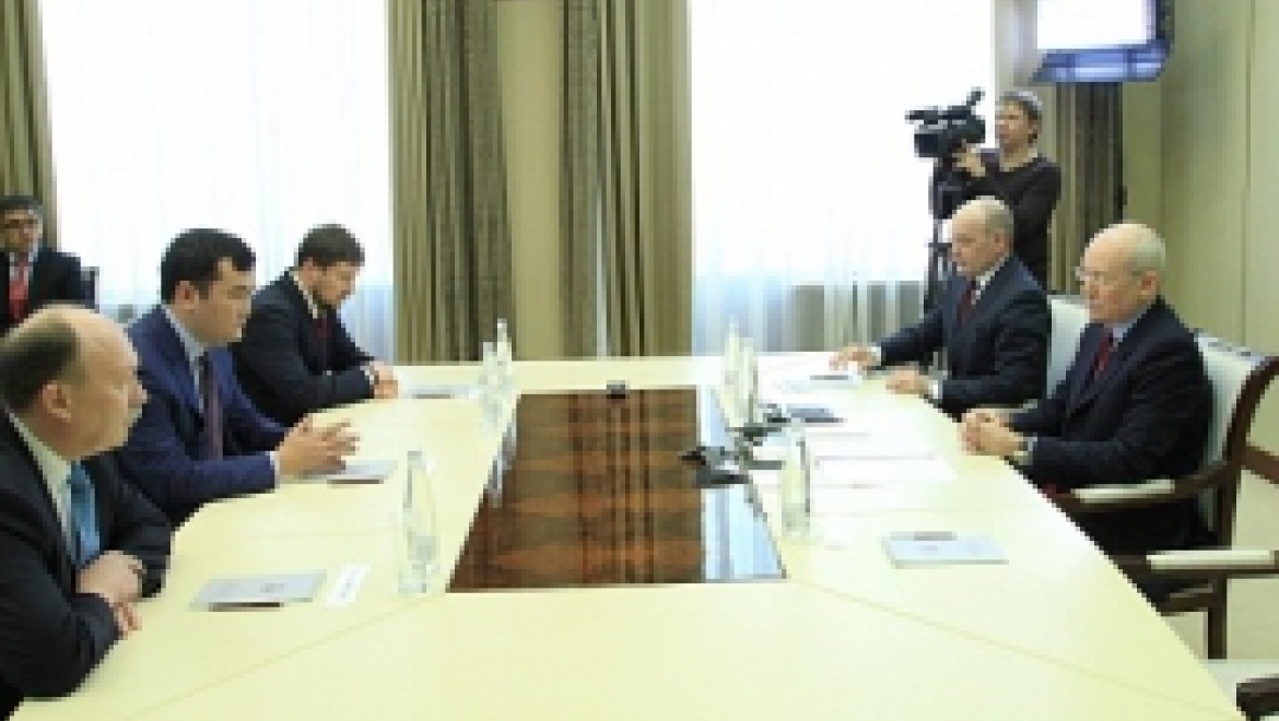 Рустэм Хамитов встретился с членами Межправительственной комиссии по сотрудничеству между Российской Федерацией и Республикой Казахстан