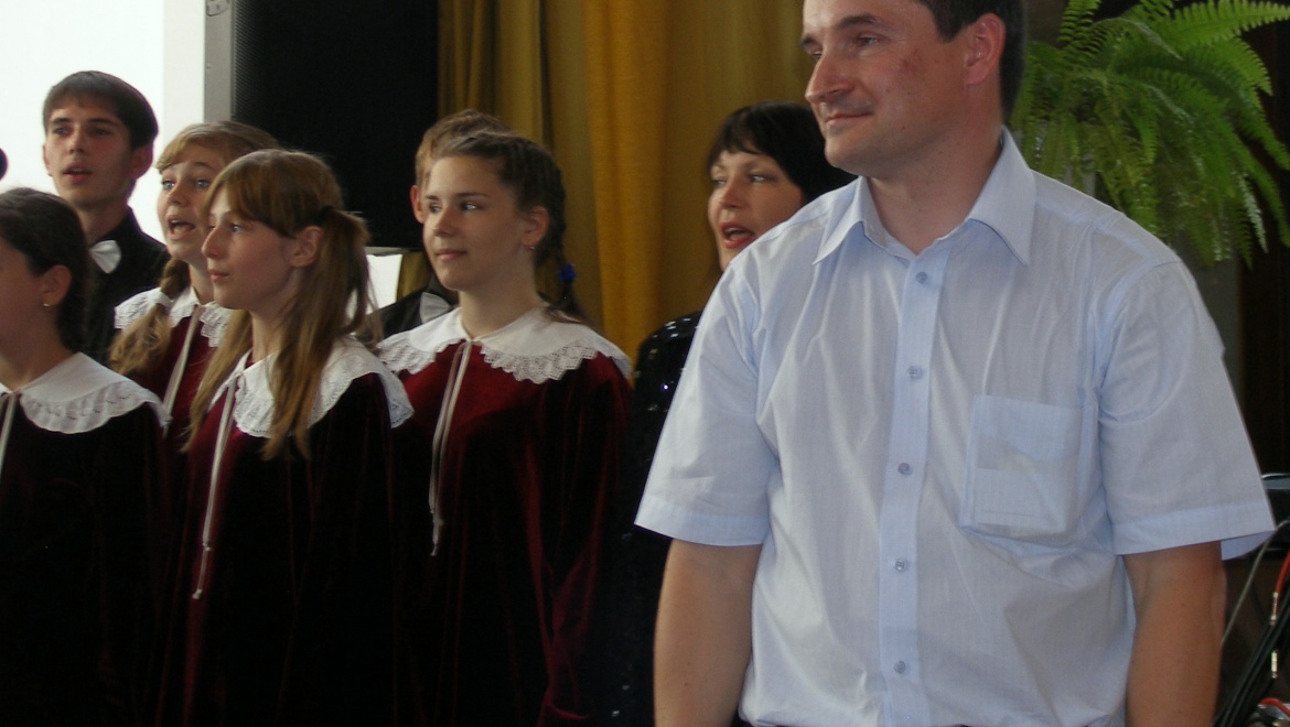 Бывший россиянин представит поэтический сборник «Мамонты советского периода»