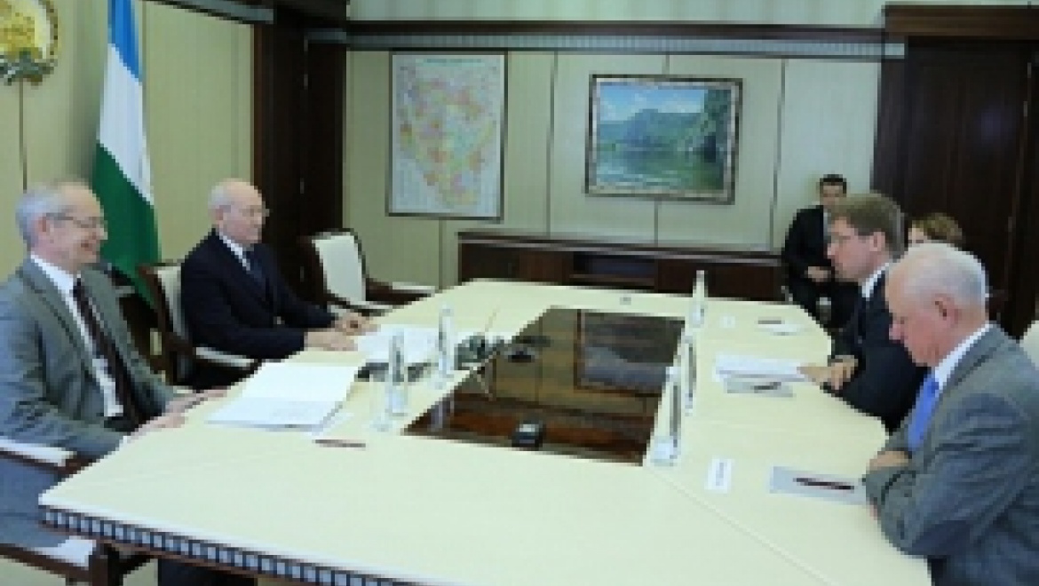 Рустэм Хамитов встретился с первым заместителем руководителя Федерального агентства научных организаций Алексеем Медведевым