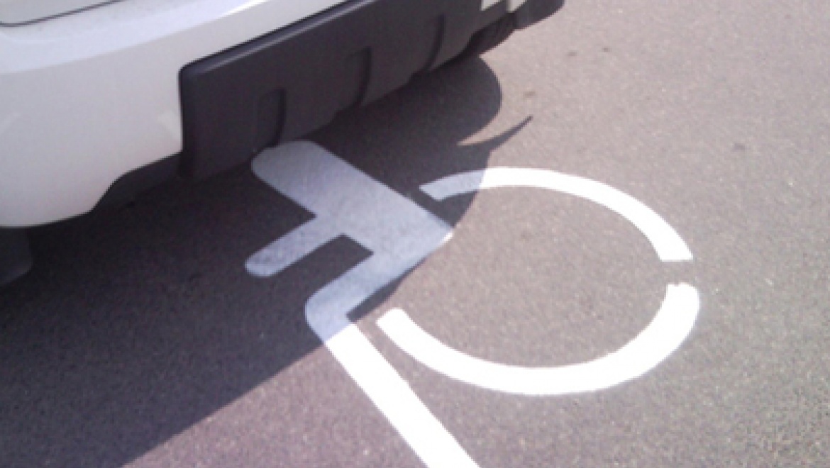 В Казани все инвалиды - владельцы спецсредств имеют право на бесплатную парковку