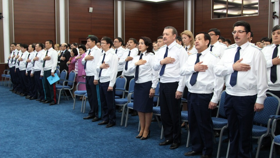 О торжественном собрании, посвященном Дню единства народа Казахстана (г.Астана, 30 апреля 2015 г.)