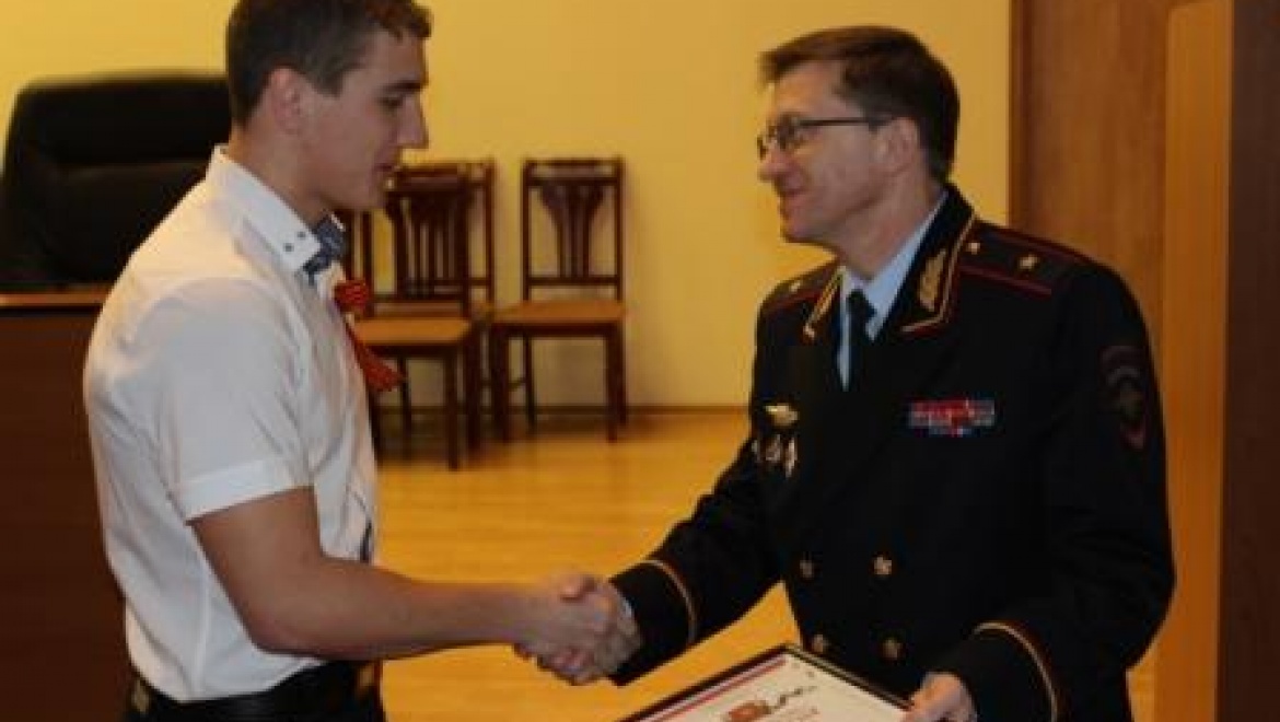 Минобр совместно с полицией выбрали самое дружелюбное сочинение