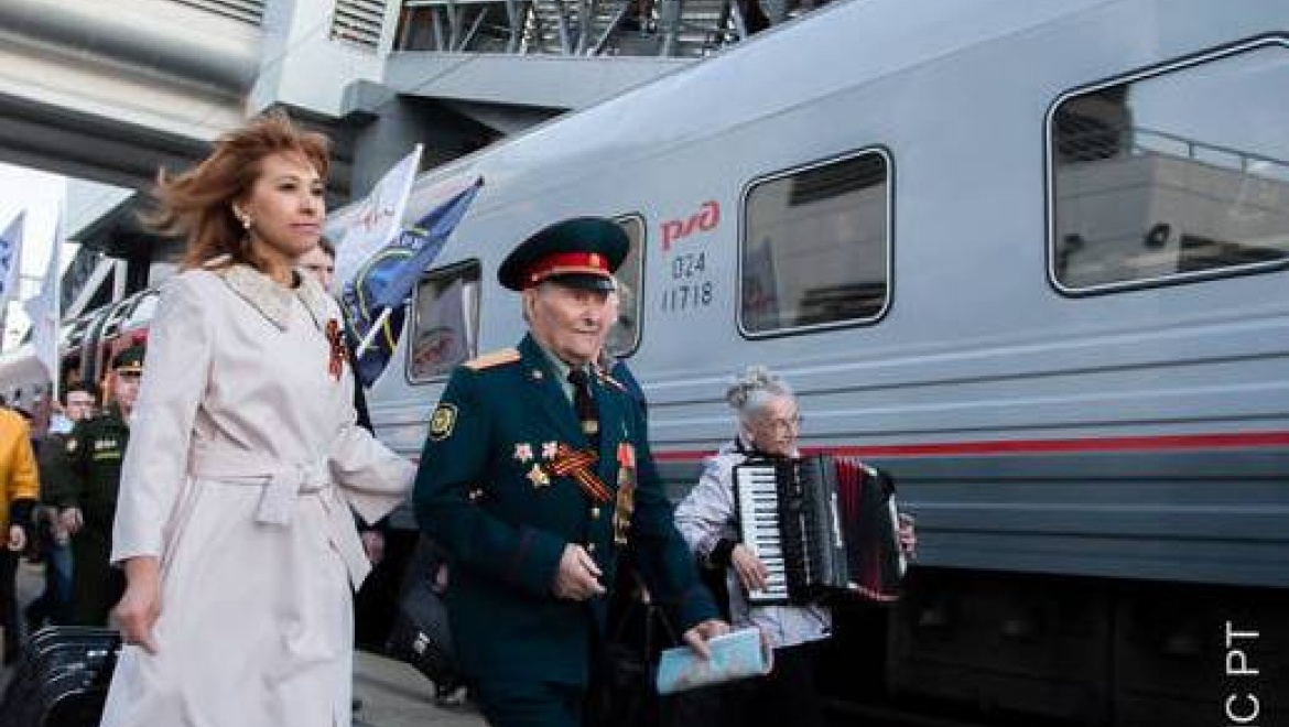 Герой Советского Союза Борис Кузнецов отправился в Москву для участия в Параде Победы