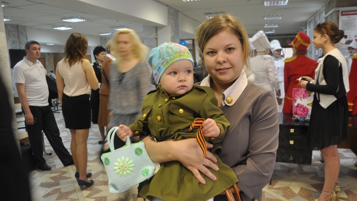 600 участников войны и тружеников тыла приняли участие в народных гуляниях