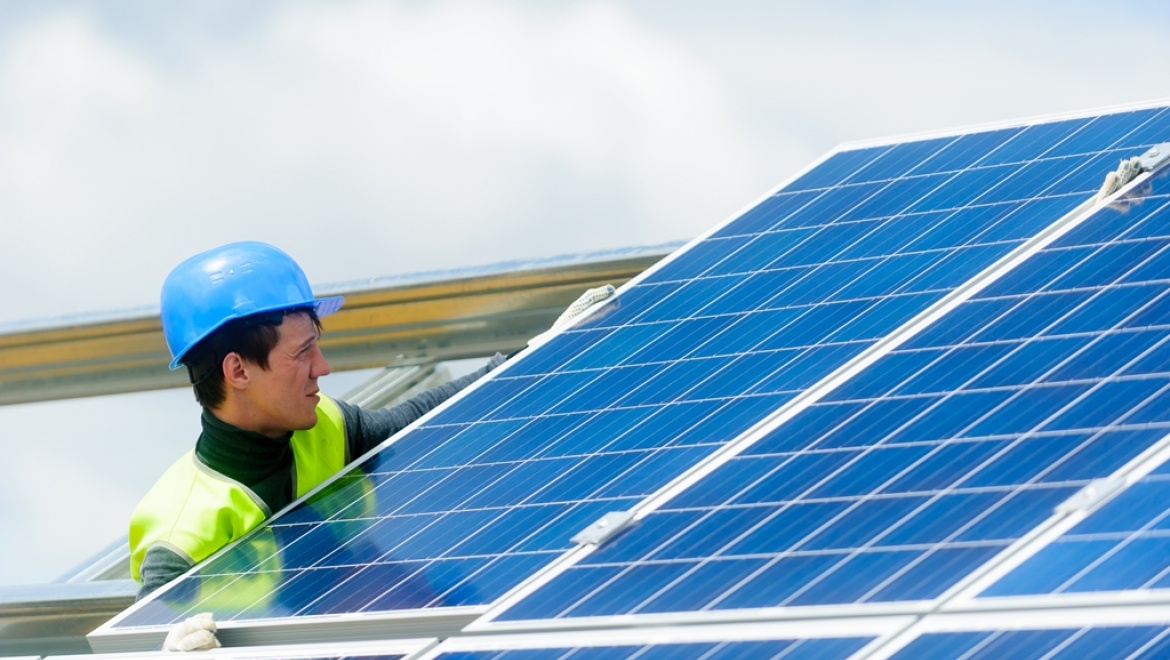 Строительство солнечной фотоэлектрической станции  в Орске ведется полным ходом