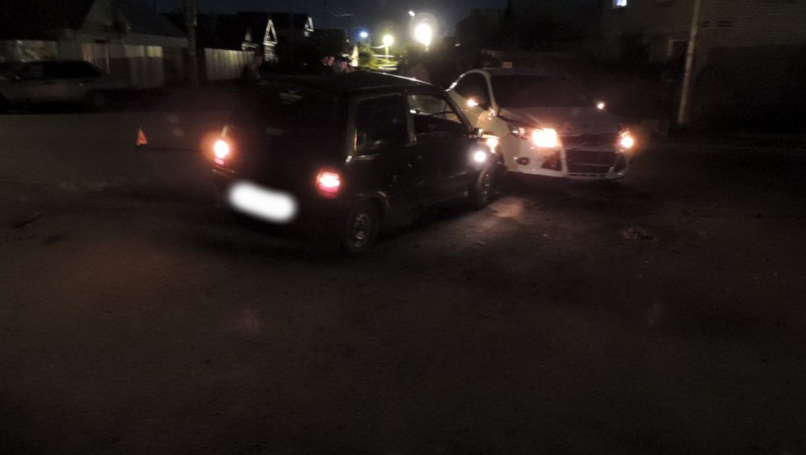 ДТП на пересечении улицы Акулова и переулка Кустарный