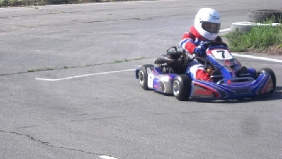 Юные спортсмены Новотроицка покорили картодром