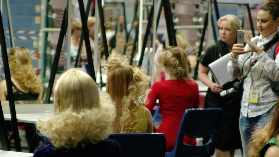 В Оренбурге прошел Полуфинал чемпионата России по парикмахерскому искусству