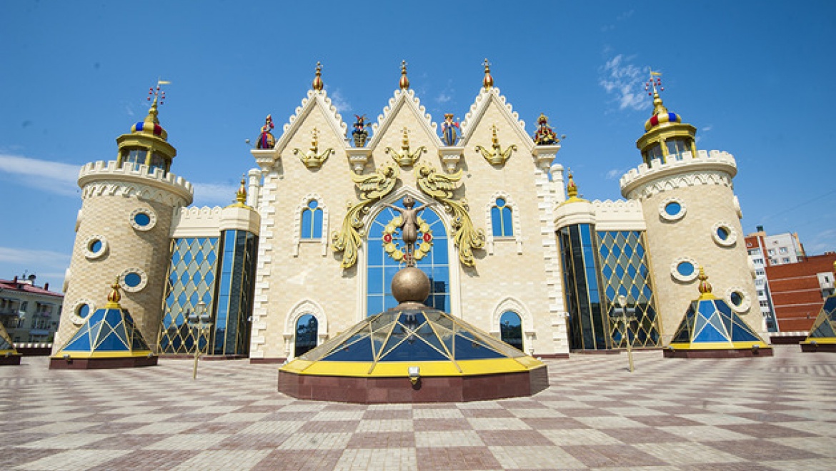 Казанцев приглашают отметить Международный день защиты детей в Театре кукол «Экият»