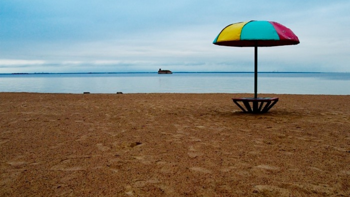 В Казани за безопасностью на городских пляжах следят конные патрули