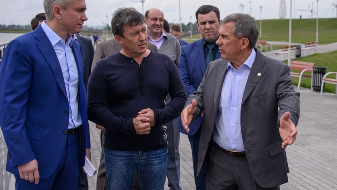 Рустам Минниханов осмотрел объекты Чемпионата мира по водным видам спорта