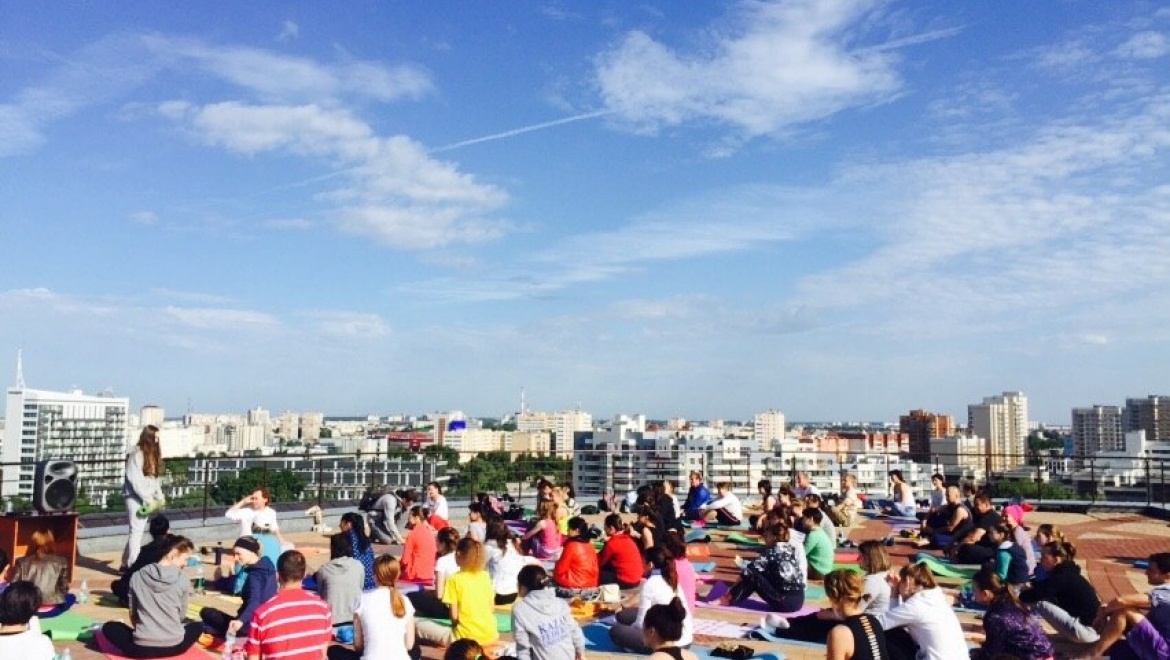 В Центре семьи «Казан» стартовал проект #ЙогаНаЧаше