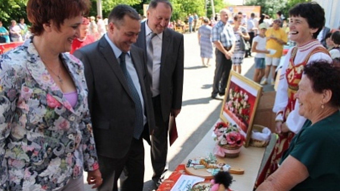 Министр сельского хозяйства поздравил Ташлинский район с 80-летием