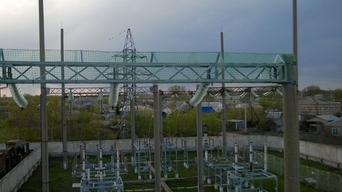 На электроподстанциях устанавливается инновационная защита для птиц от тока