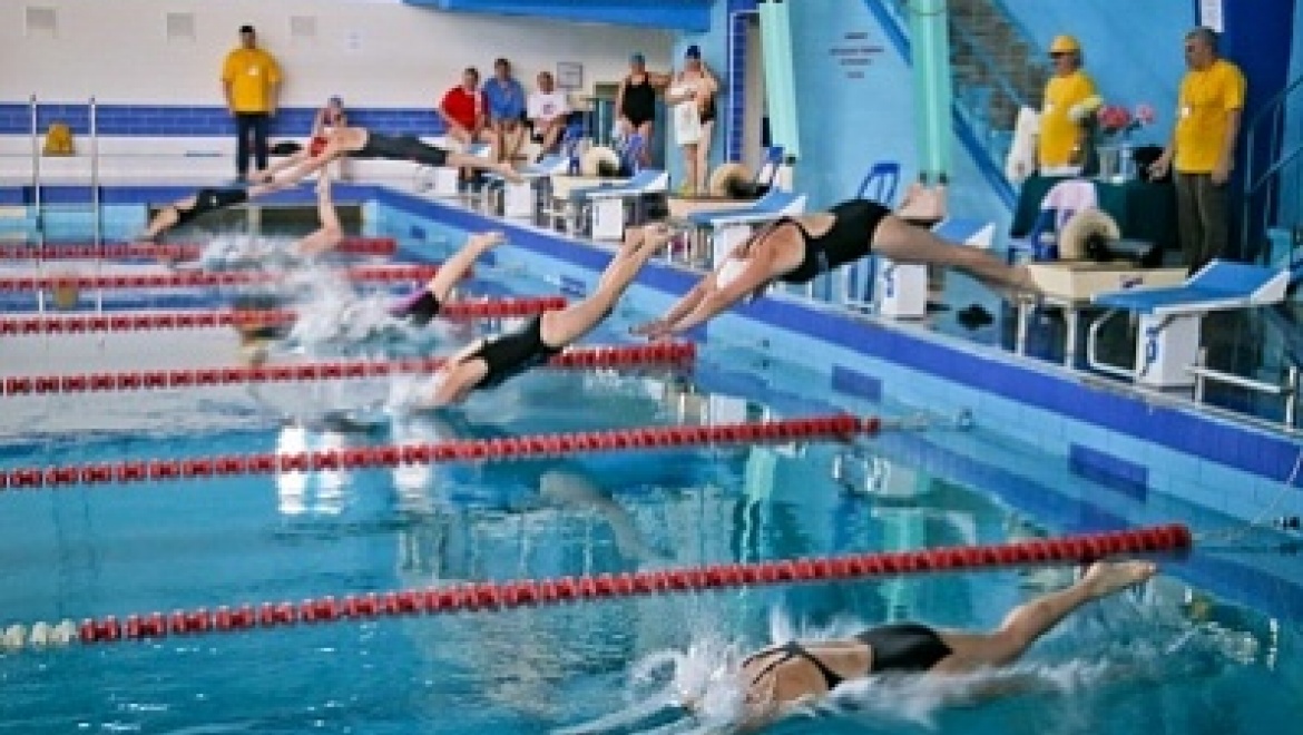 Гто плавание 50 метров. ГТО бассейн 50 метров. Плавание 50 метров девушки ГТО. Соревнования плавания ГТО.
