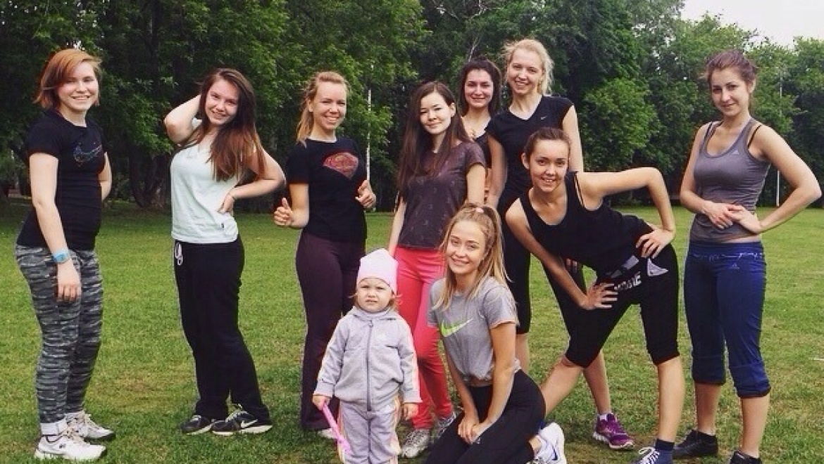 Молодых мам с детьми приглашают на бесплатные фитнес-занятия возле Центра семьи «Казан»