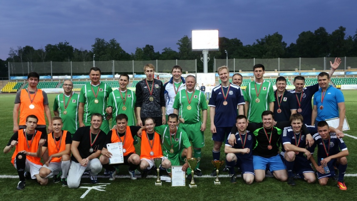 Команда «Социальная сфера» победила в мини-футбольном турнире муниципальных служащих