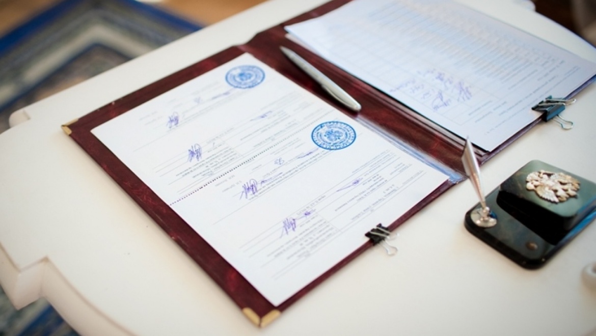 Казанские дизайнеры могут принять участие в разработке костюмов для регистраторов ЗАГСа