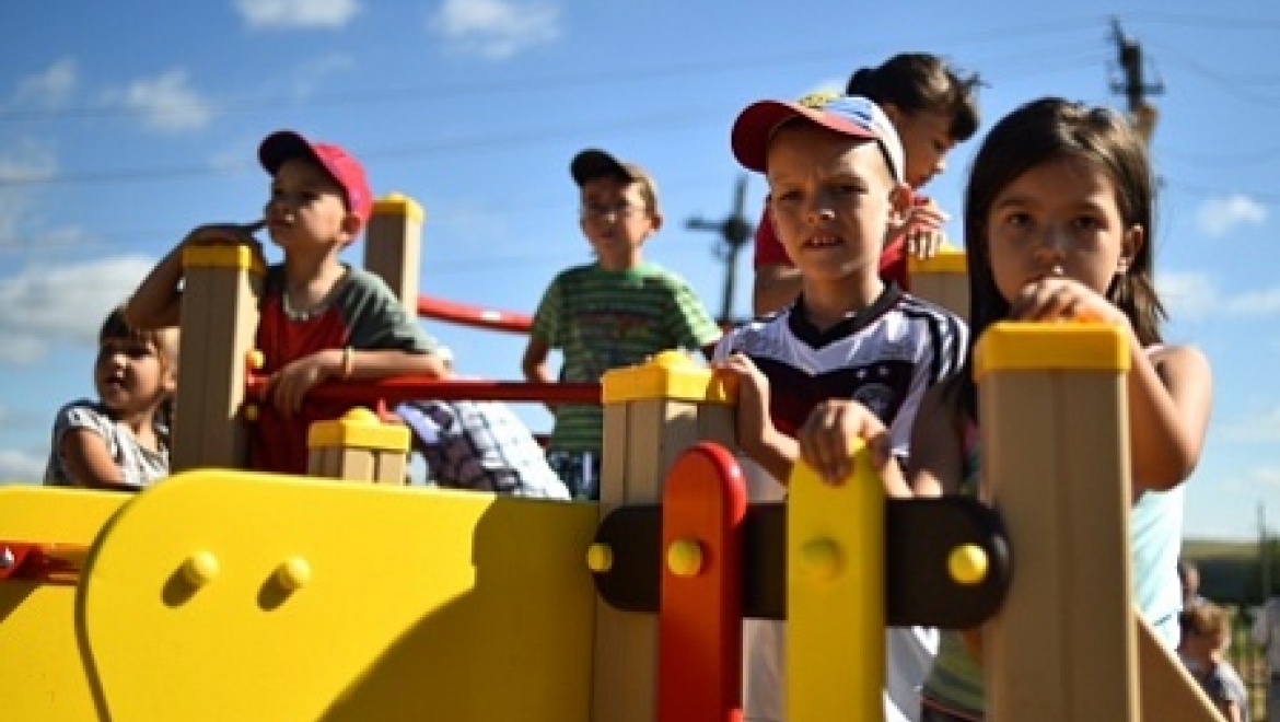 В Переволоцком районе открыли обновленный детский сад