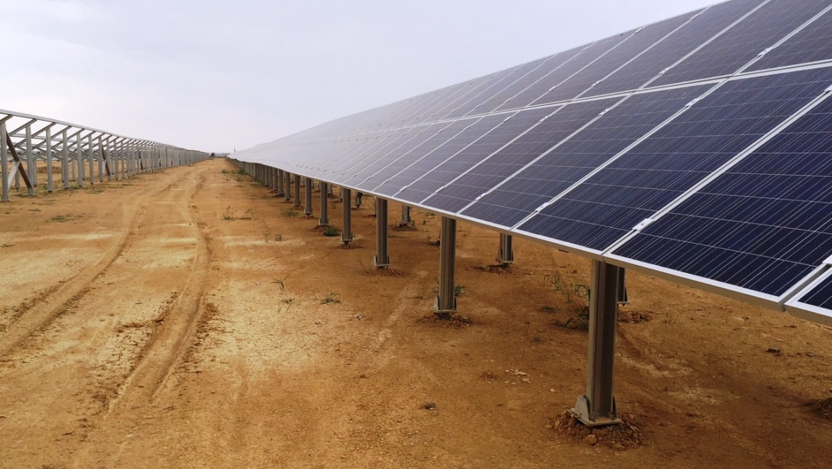 Строительство будущей солнечной электростанции в городе Орске в самом разгаре