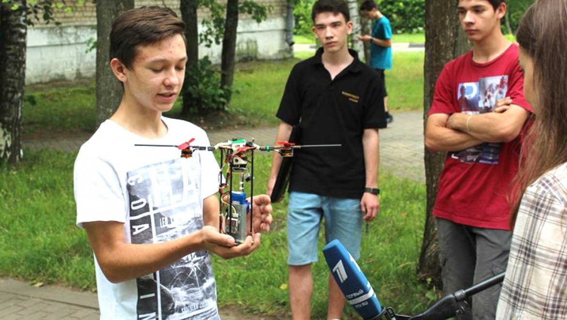 Казанские школьники победили во Всероссийском чемпионате «Воздушно-инженерная школа»