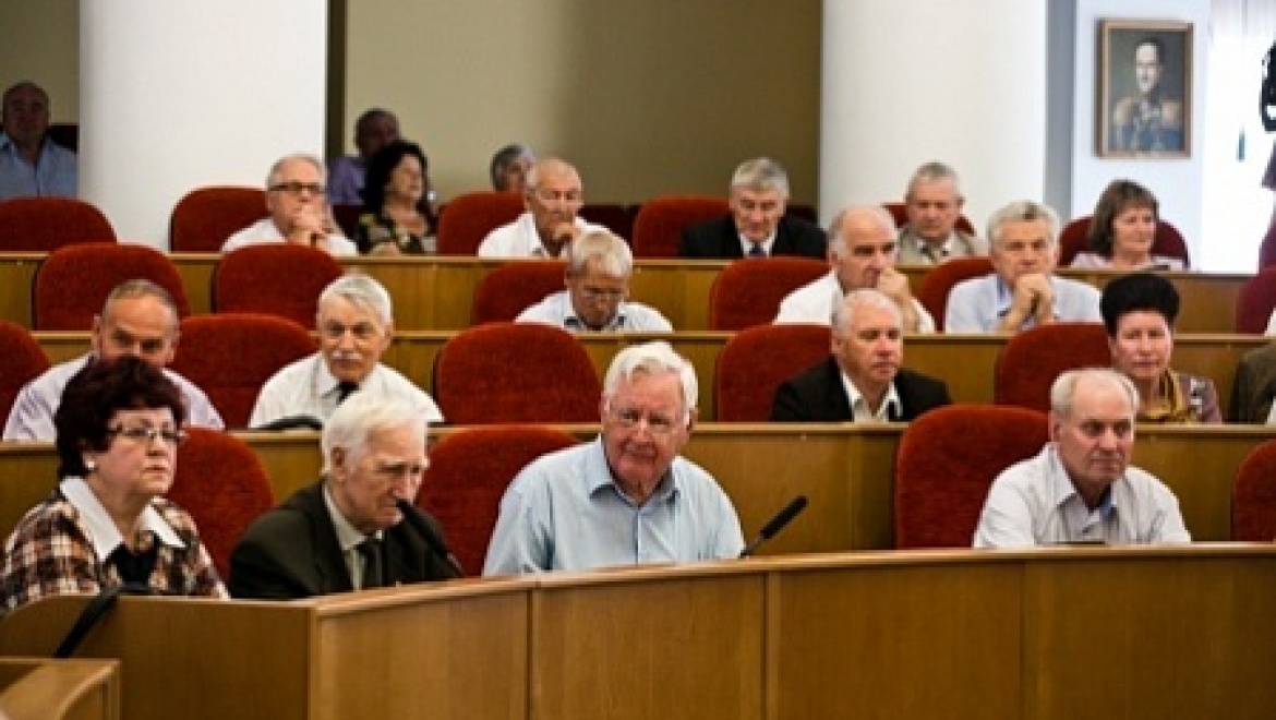 Сегодня, 9 июля, состоялся пленум областного Совета ветеранов