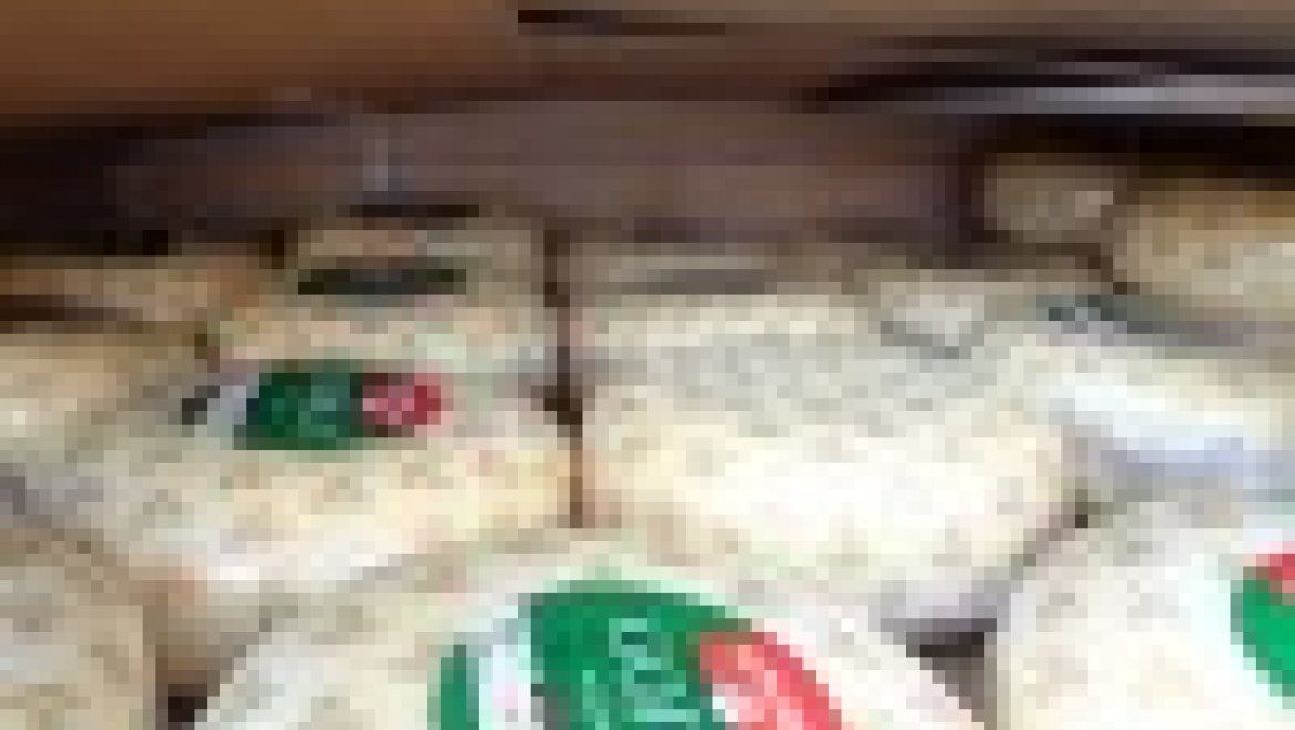 Оренбургские таможенники сопроводили на вывоз из России «санкционный» сыр