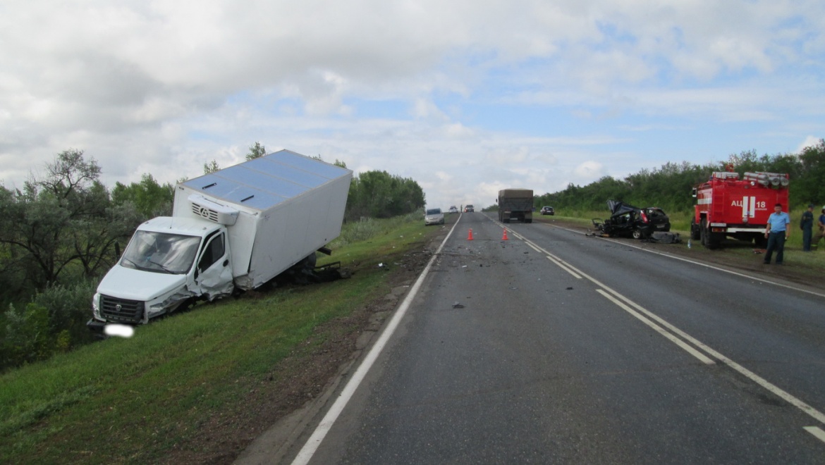 Смертельное ДТП между автомобилями "Форд" и "Газель"