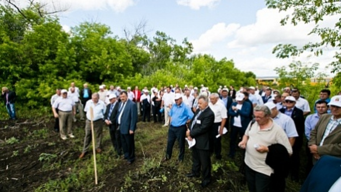 Губернатор Юрий Берг: «Социальная сфера села – основа развития аграрного сектора экономики»